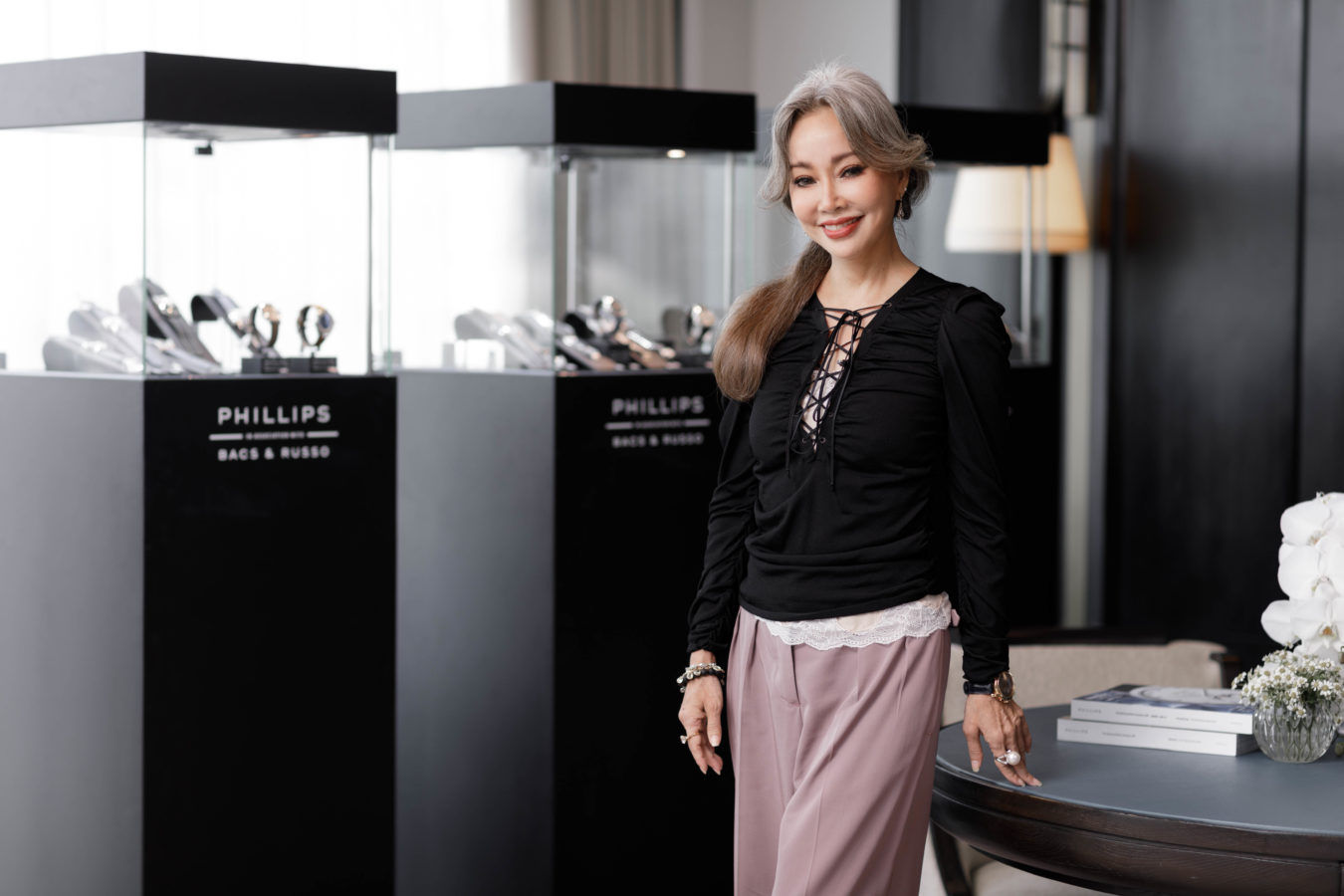 คุณริก้าริฐิกา ดีล่าพาเจาะลึกเบื้องหลัง การประมูลของ Phillips Auction