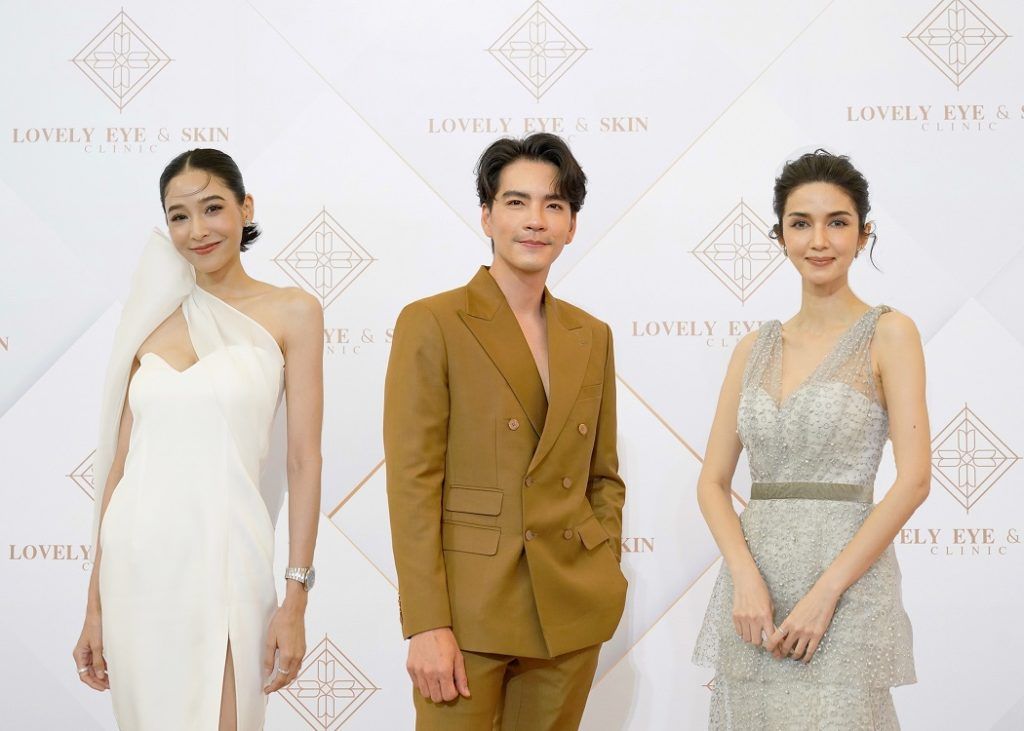 เทคนิคการทำตาสองชั้นของคุณหมอรวงข้าว