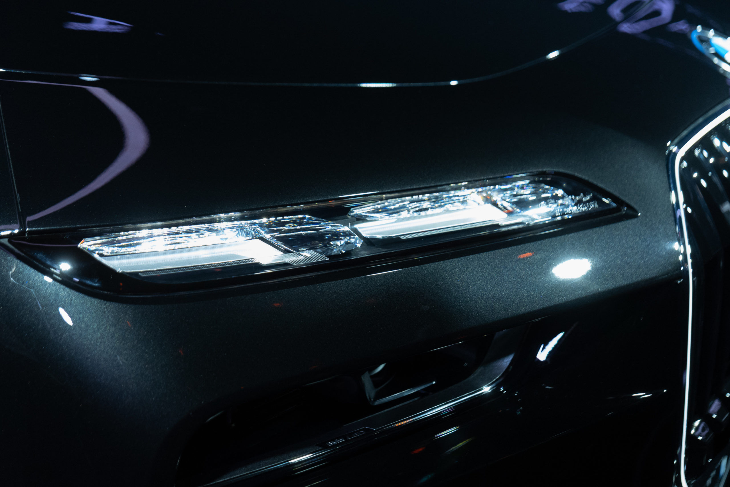 BMW i7