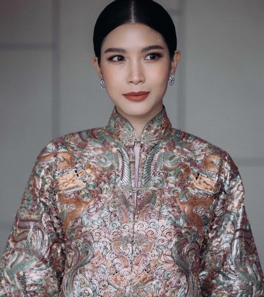 ชุดแต่งงานแบบจีน