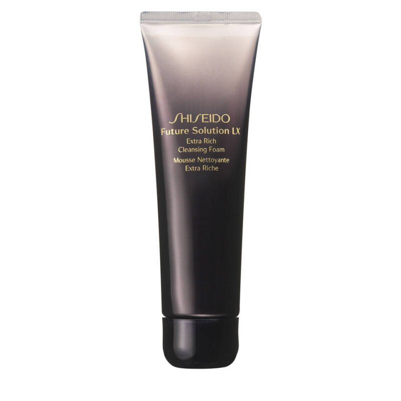 Shisedo FUTURE SOLUTION LX Extra Rich Cleansing Foam