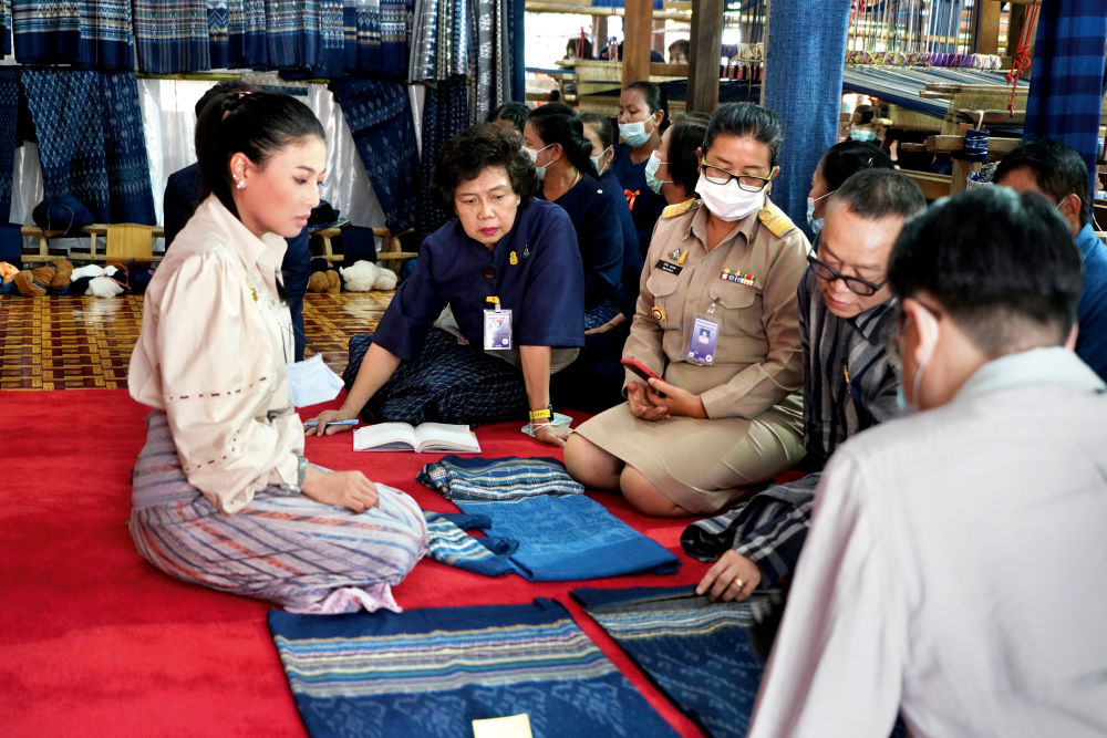 เจ้าฟ้าสิริวัณณวรี ผ้าไทย