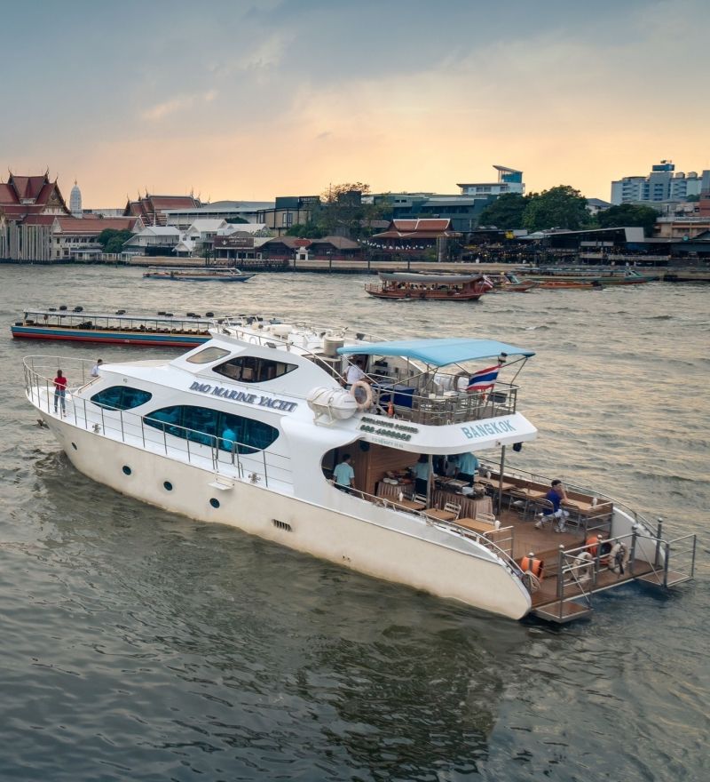 Khana Yacht Charter