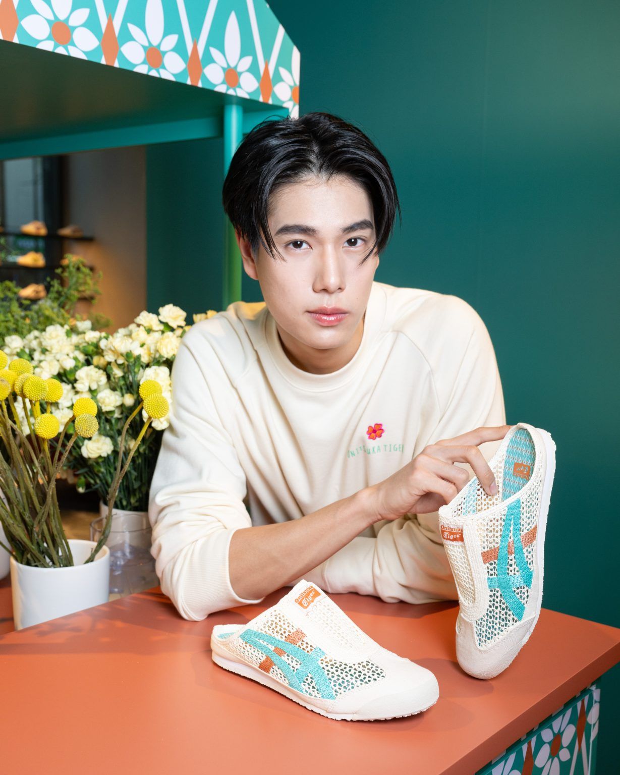 tangs onitsuka tiger